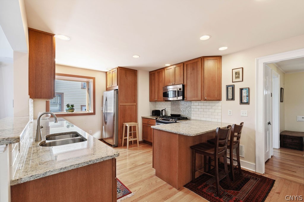 334 Berkeley Drive Syracuse, NY 13210 - Photo 15 of 47