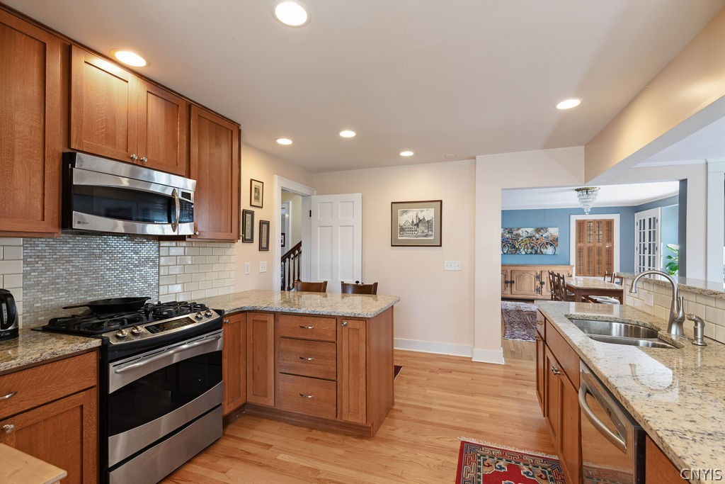 334 Berkeley Drive Syracuse, NY 13210 - Photo 16 of 47