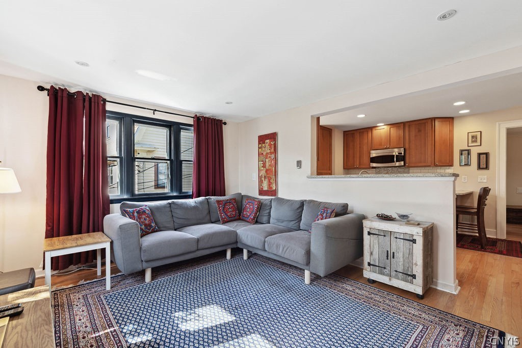 334 Berkeley Drive Syracuse, NY 13210 - Photo 19 of 47