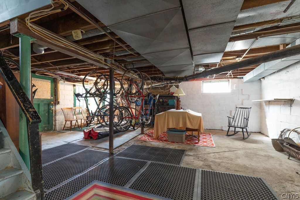 334 Berkeley Drive Syracuse, NY 13210 - Photo 40 of 47