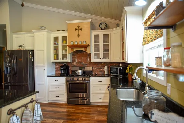 $495,000 | 761 Grigg Road, Mittie, LA 70654