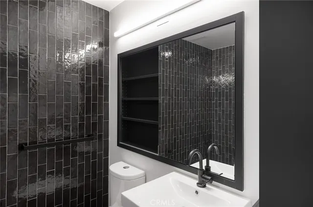 $17,000,000 | 20412 Laguna Canyon Road, Laguna Beach, CA 92651