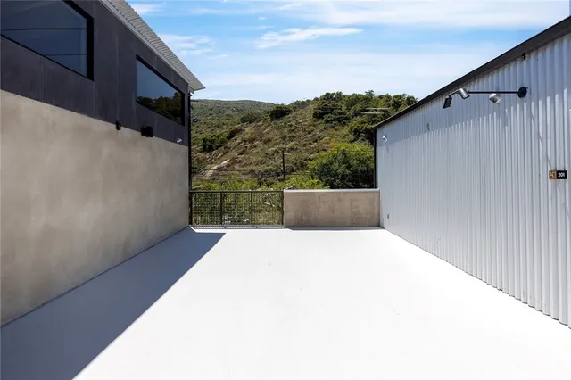 $17,000,000 | 20412 Laguna Canyon Road, Laguna Beach, CA 92651