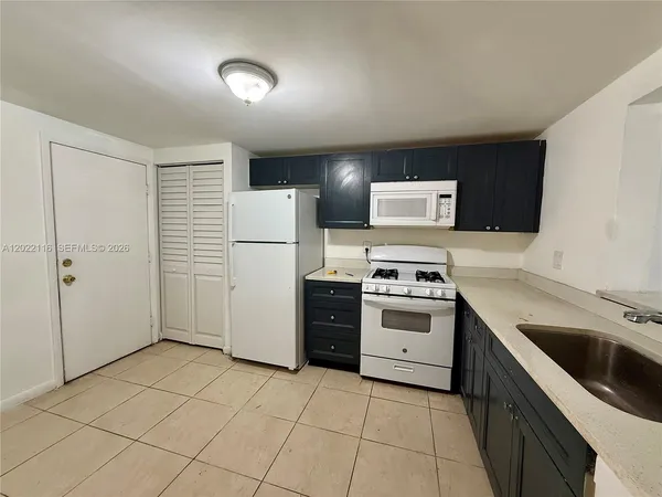 $170,000 | 18101 Northwest 68th Avenue, Unit B102, Hialeah, FL 33015
