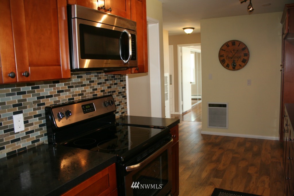 1330 Johnson Road Centralia, WA 98531 - Photo 8 of 14 Gallery Image 8