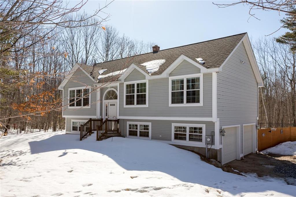 11 Hale Road Raymond, ME 04071 - Photo 1 of 33 Photo