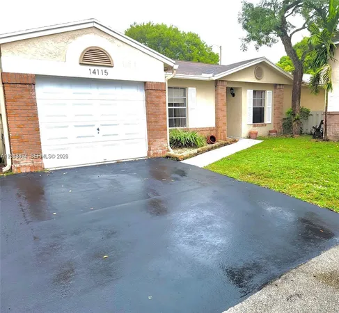 $3,500 | 14115 Langley Place, Davie, FL 33325