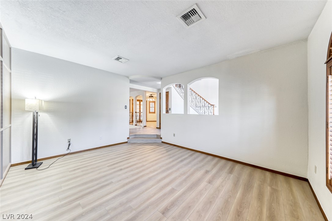 3181 Westwind Road Las Vegas, NV 89146 - Photo 13 of 41 Gallery Image 13