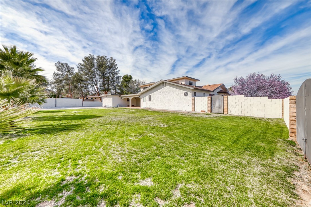 3181 Westwind Road Las Vegas, NV 89146 - Photo 2 of 41 Gallery Image 2