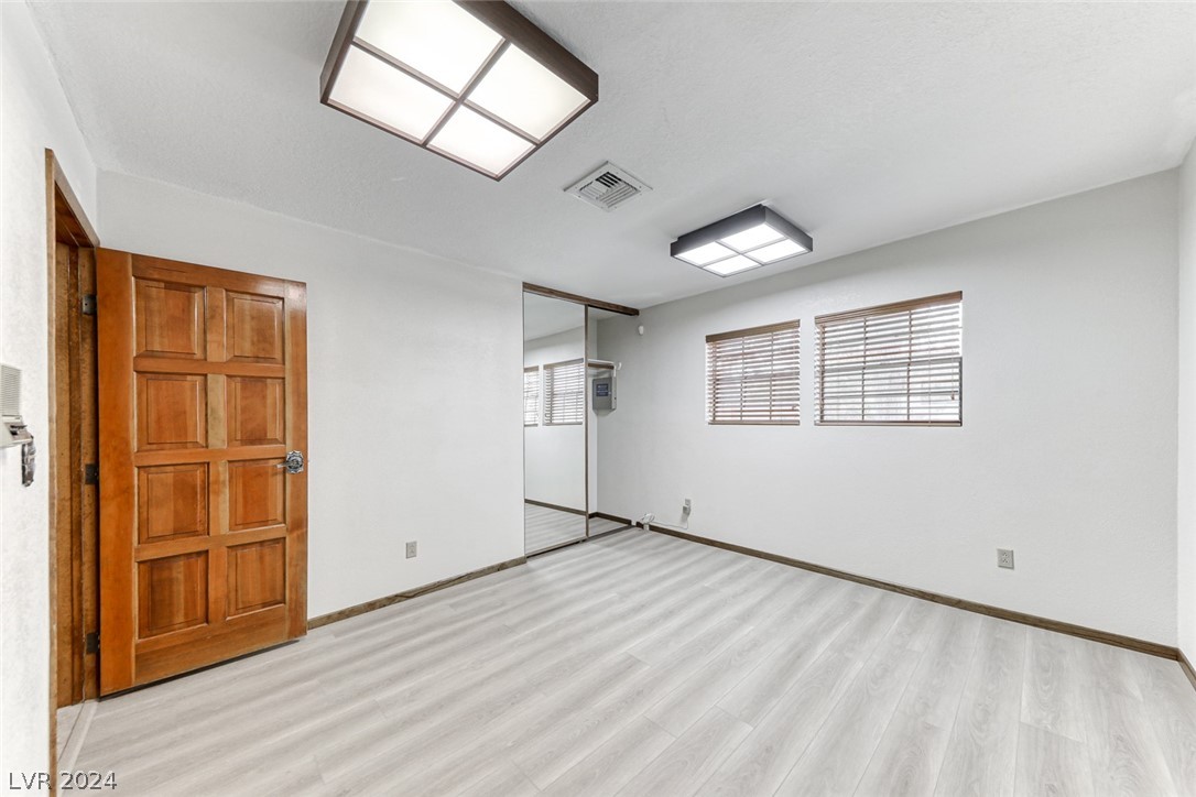 3181 Westwind Road Las Vegas, NV 89146 - Photo 33 of 41 Gallery Image 33