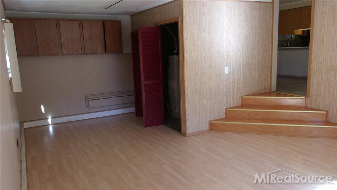 9173 Field Road Algonac, MI 48001 - Photo 17 of 30 31217890-16.JPG