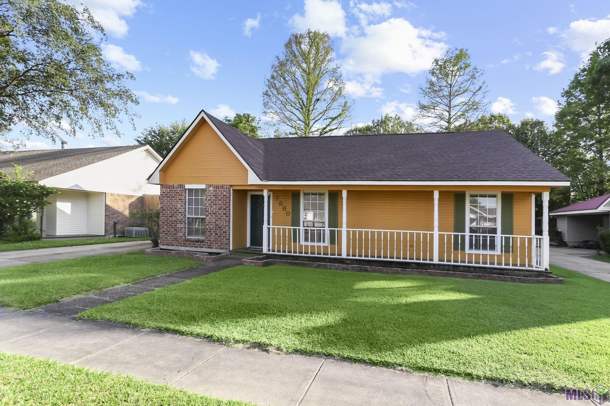 7880 Bayou Fountain Avenue Baton Rouge, LA 70820 - Photo 1 of 23