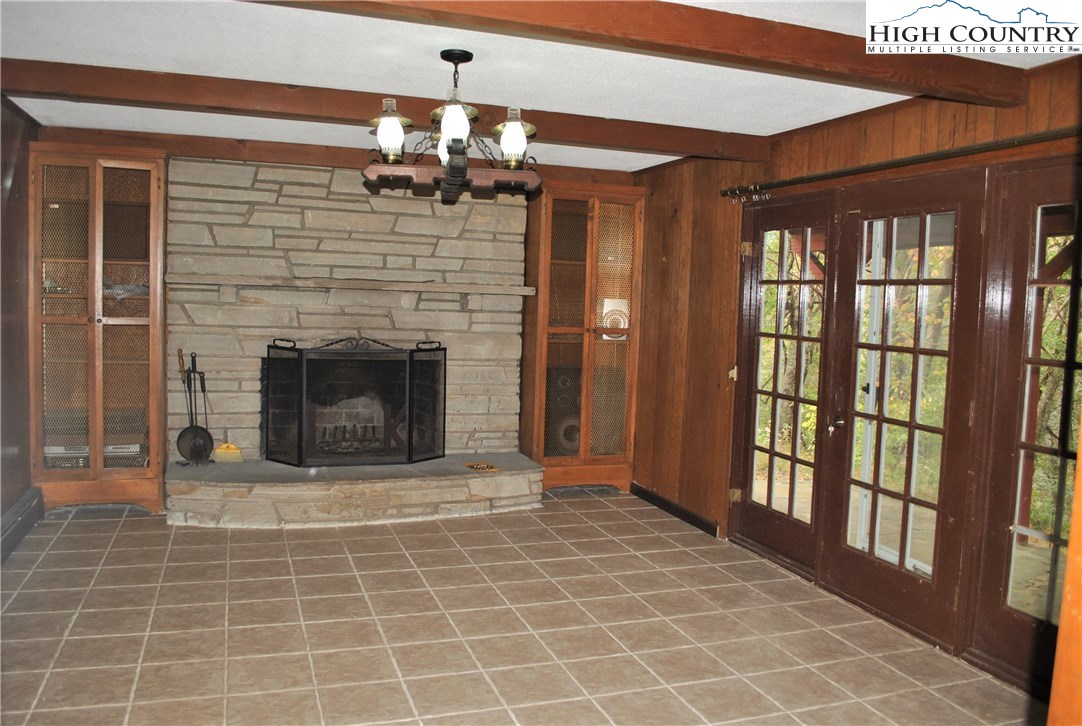 269 George Cook Road Sugar Grove, NC 28679 - Photo 4 of 18 Gallery Image 4