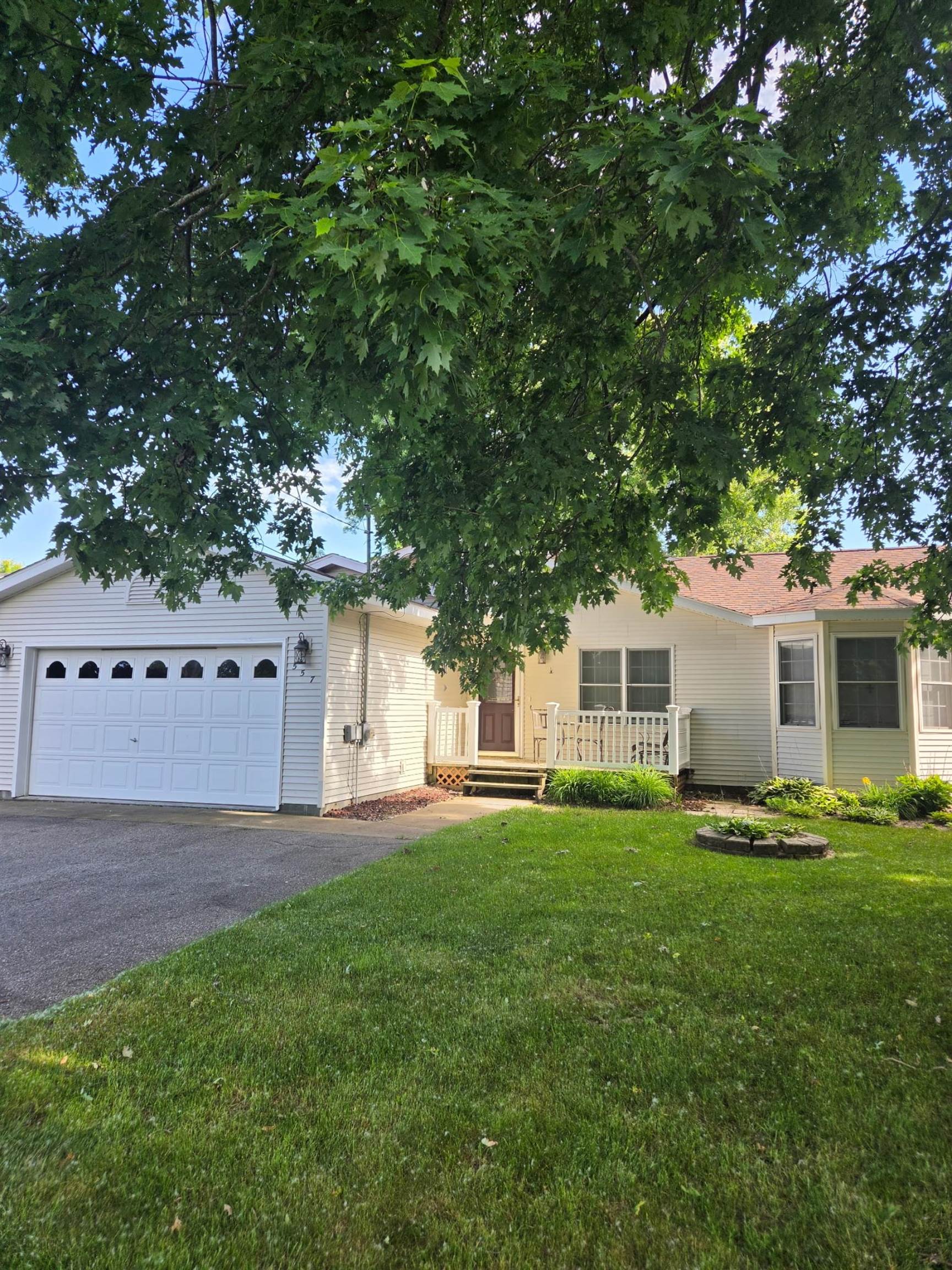 557 Townline Road Tawas City, MI 48763 - Photo 3 of 39 1947328-0fa01c68-ee1e-42df-8967-0fa95781ed5b.JPG