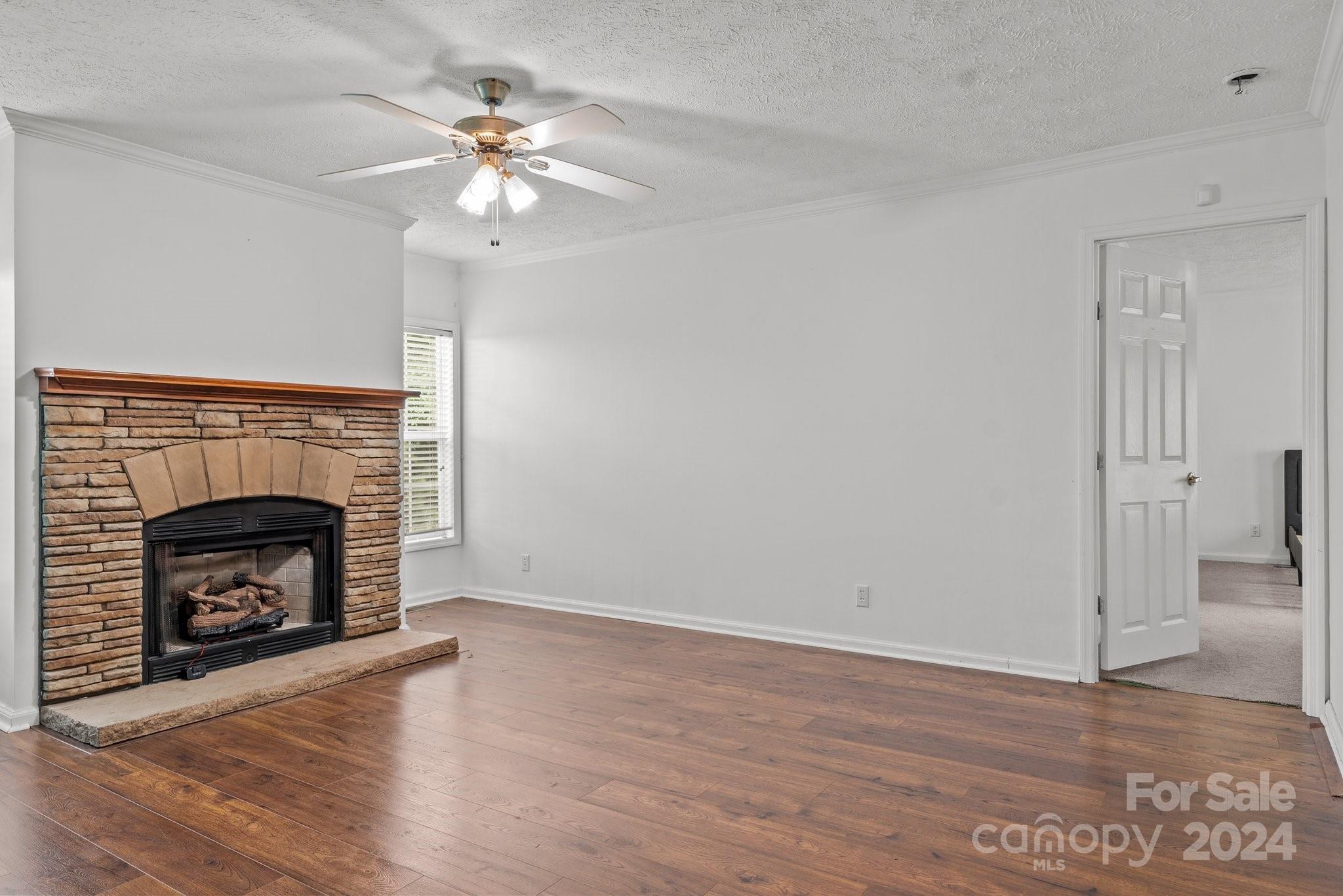 44 Slick Rock Road Leicester, NC 28748 - Photo 21 of 38 Gallery Image 21