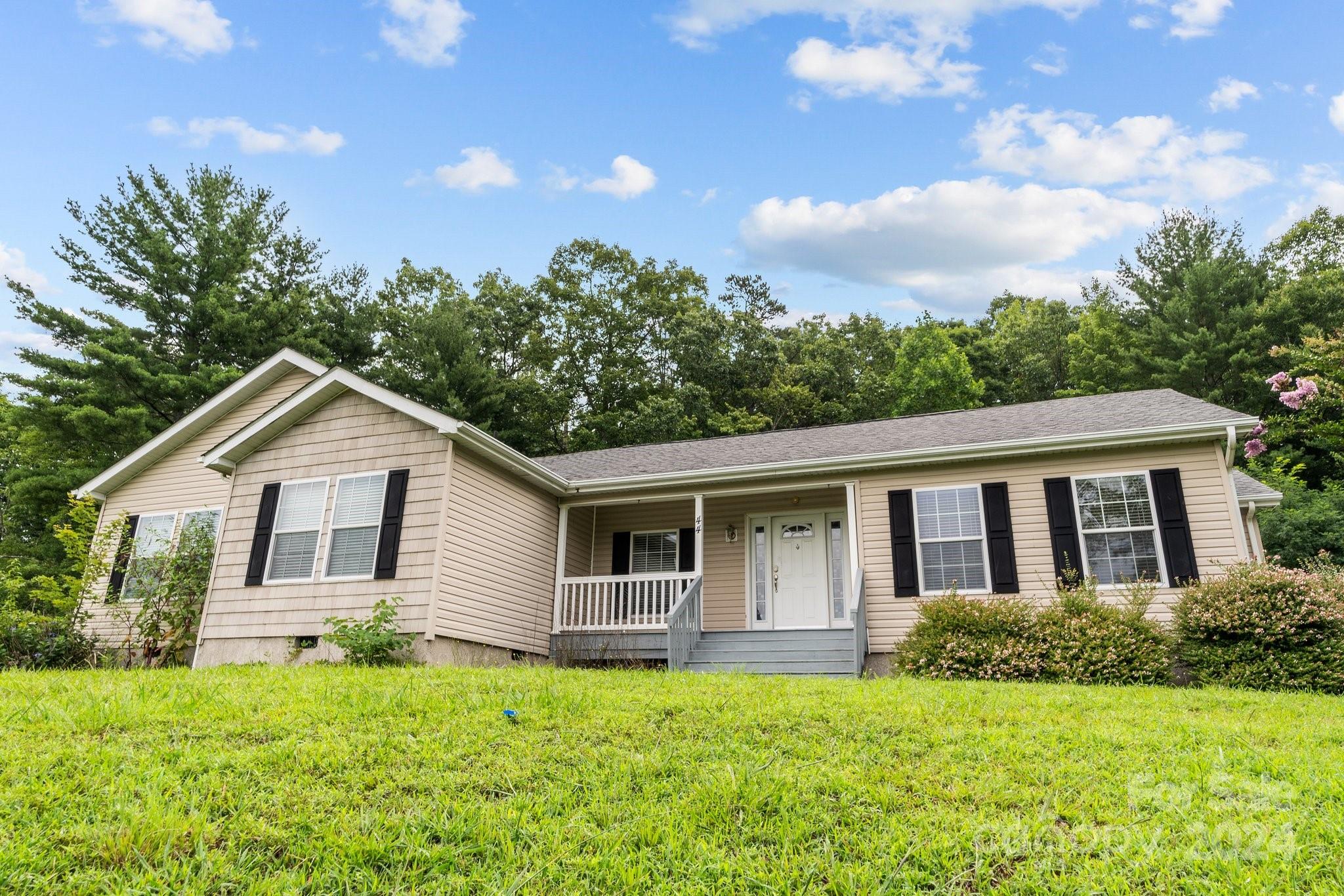 44 Slick Rock Road Leicester, NC 28748 - Photo 36 of 38 Gallery Image 36