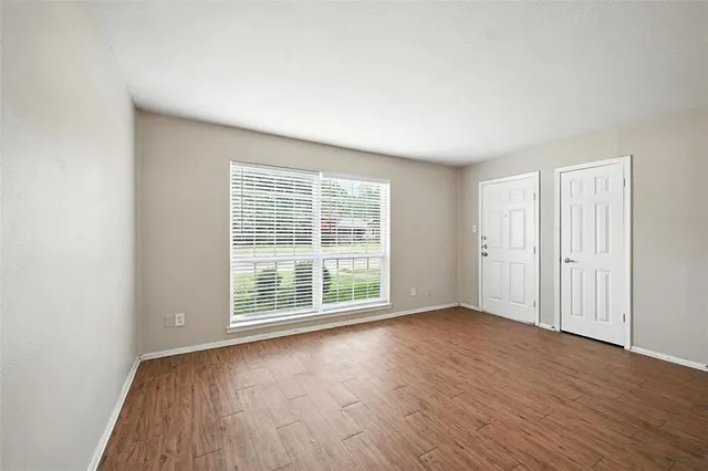 $1,000 | 103 West Brown Street, Unit 5, Wylie, TX 75098