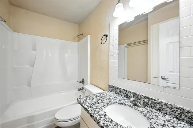 $1,000 | 103 West Brown Street, Unit 5, Wylie, TX 75098