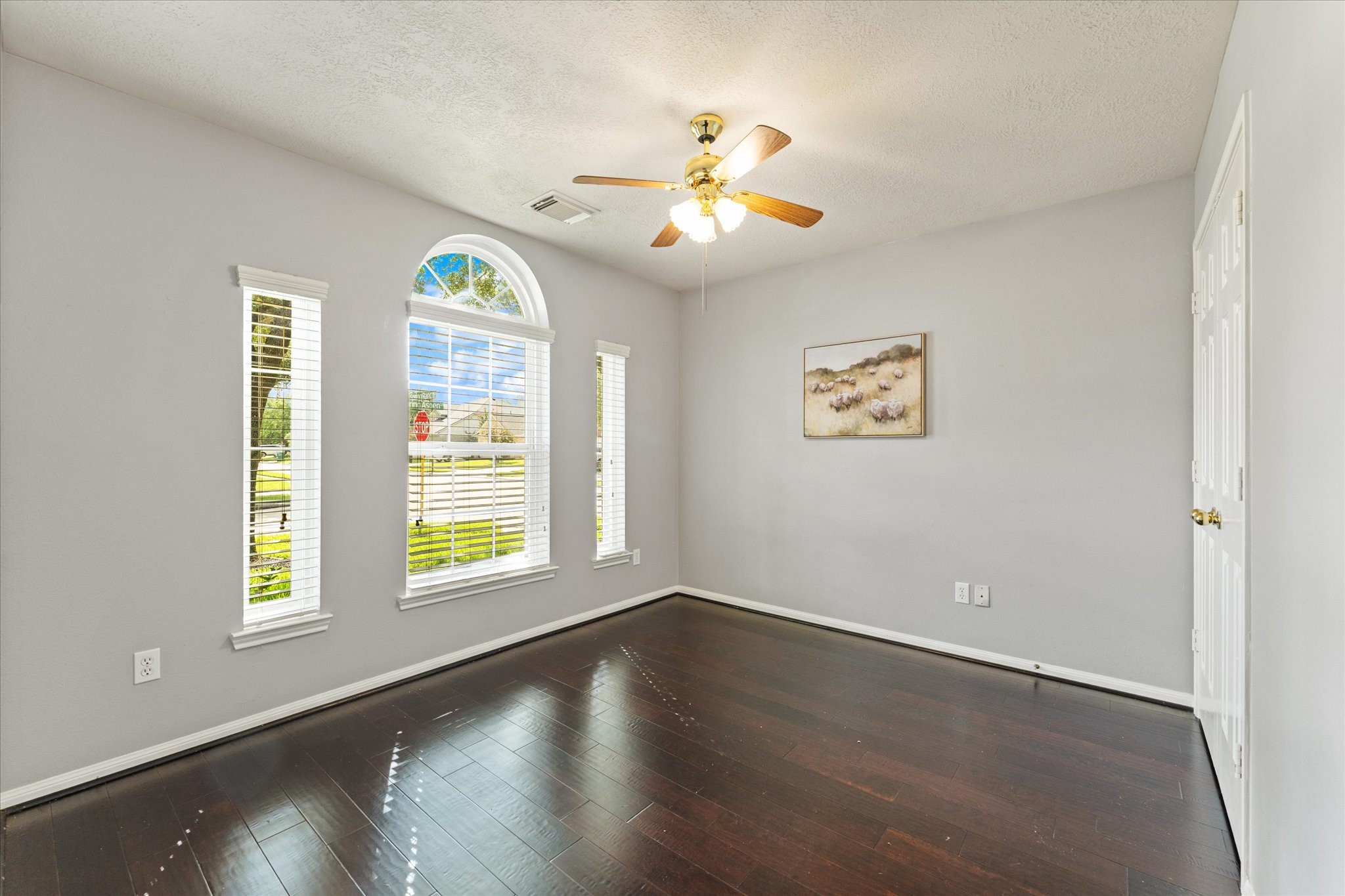 20503 Spring Aspen Lane Spring, TX 77388 - Photo 14 of 25 Bedroom 2 - 15 x 9 .5 overlooks front yard w/Beautiful Shade Trees