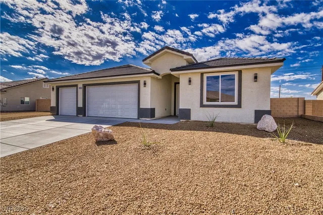 $455,000 | 4601 Honey Locust Drive, Pahrump, NV 89061
