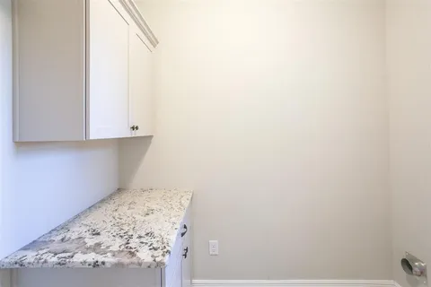 $311,900 | 3215 Rosehill Drive, Lake Charles, LA 70607