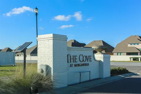 $311,900 | 3215 Rosehill Drive, Lake Charles, LA 70607