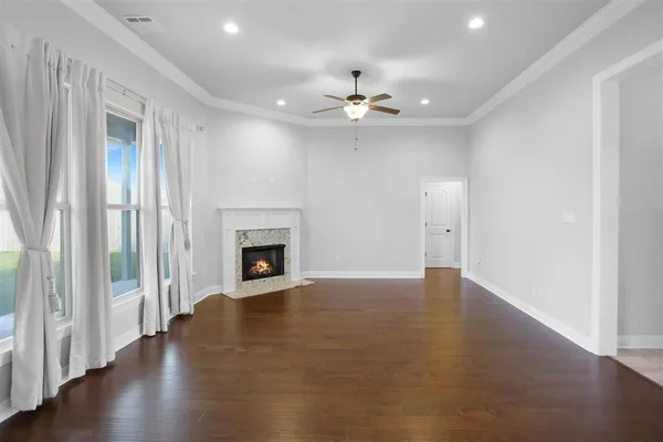 $311,900 | 3215 Rosehill Drive, Lake Charles, LA 70607