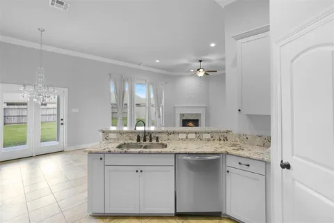 $311,900 | 3215 Rosehill Drive, Lake Charles, LA 70607