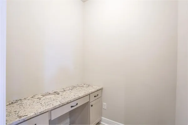 $311,900 | 3215 Rosehill Drive, Lake Charles, LA 70607