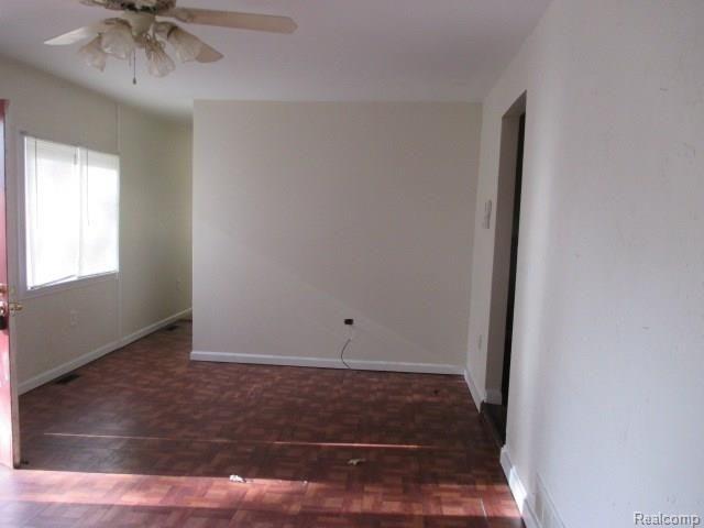 1407 North Branch Road North Branch, MI 48461 - Photo 6 of 25 IMG_0016.JPG