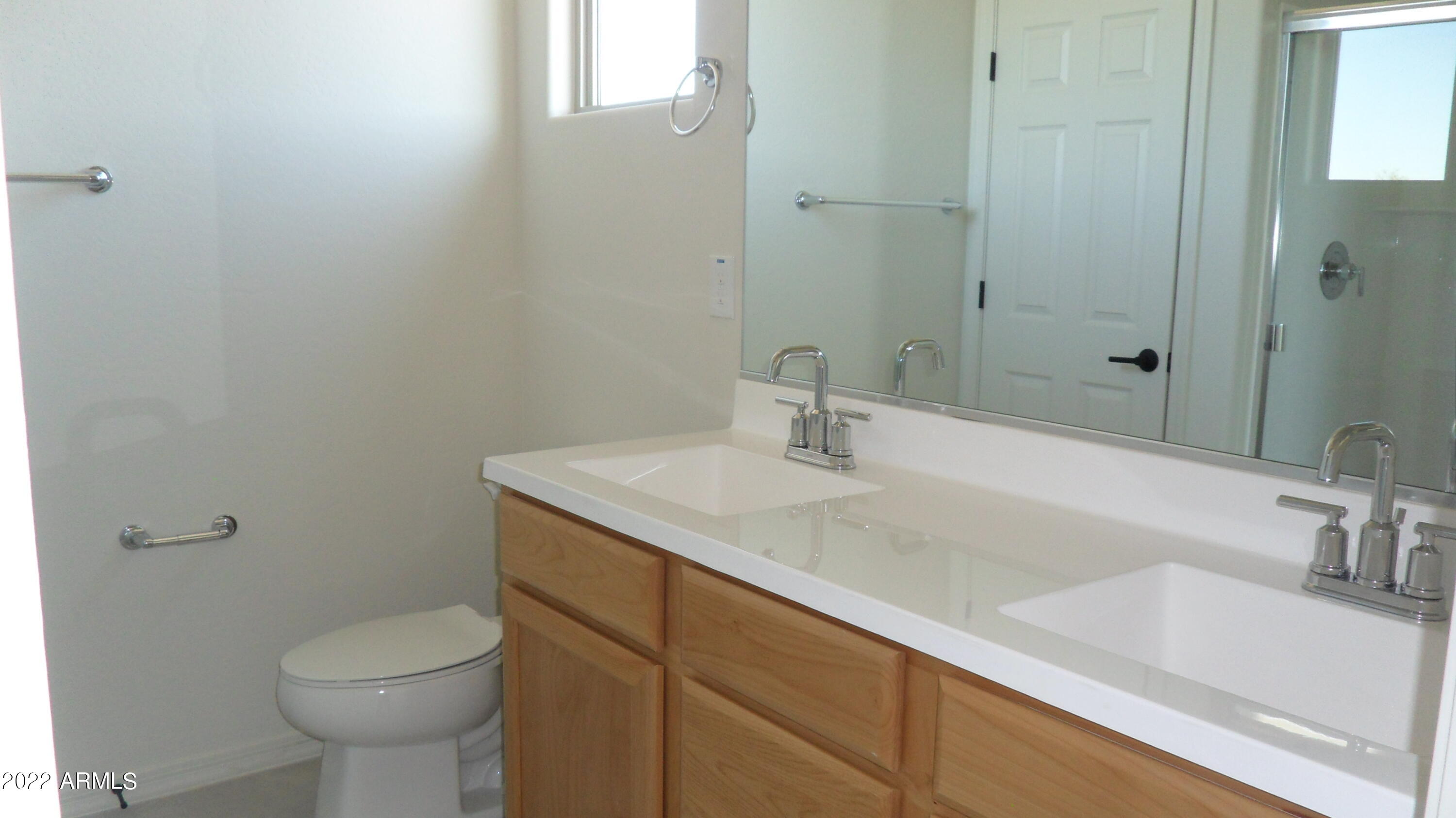 5613 North 87th Drive Glendale, AZ 85305 - Photo 14 of 16 master with double sinks