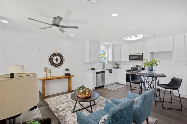 $219,999 | 2131 Linda Drive, Westlake, LA 70669