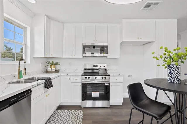 $219,999 | 2131 Linda Drive, Westlake, LA 70669