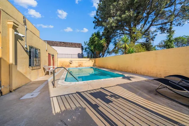 $469,000 | 617 3rd Avenue, Unit 14, Chula Vista, CA 91910