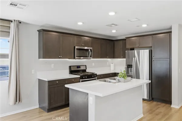 $479,000 | 35741 Partridge Way, Unit 2204, Murrieta, CA 92563