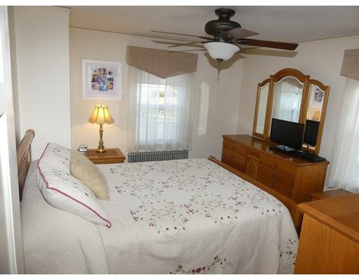 10 Oak Hill Road Waltham, MA 02451 - Photo 14 of 20 Gallery Image 14