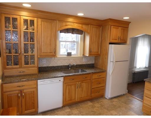 10 Oak Hill Road Waltham, MA 02451 - Photo 9 of 20 Gallery Image 9