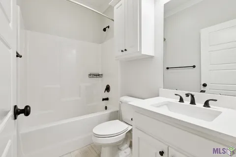 $395,000 | 578 Flycatcher Drive, Baton Rouge, LA 70810