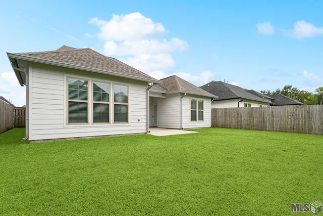 $395,000 | 578 Flycatcher Drive, Baton Rouge, LA 70810