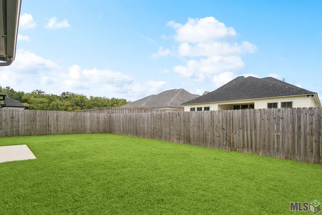 $395,000 | 578 Flycatcher Drive, Baton Rouge, LA 70810