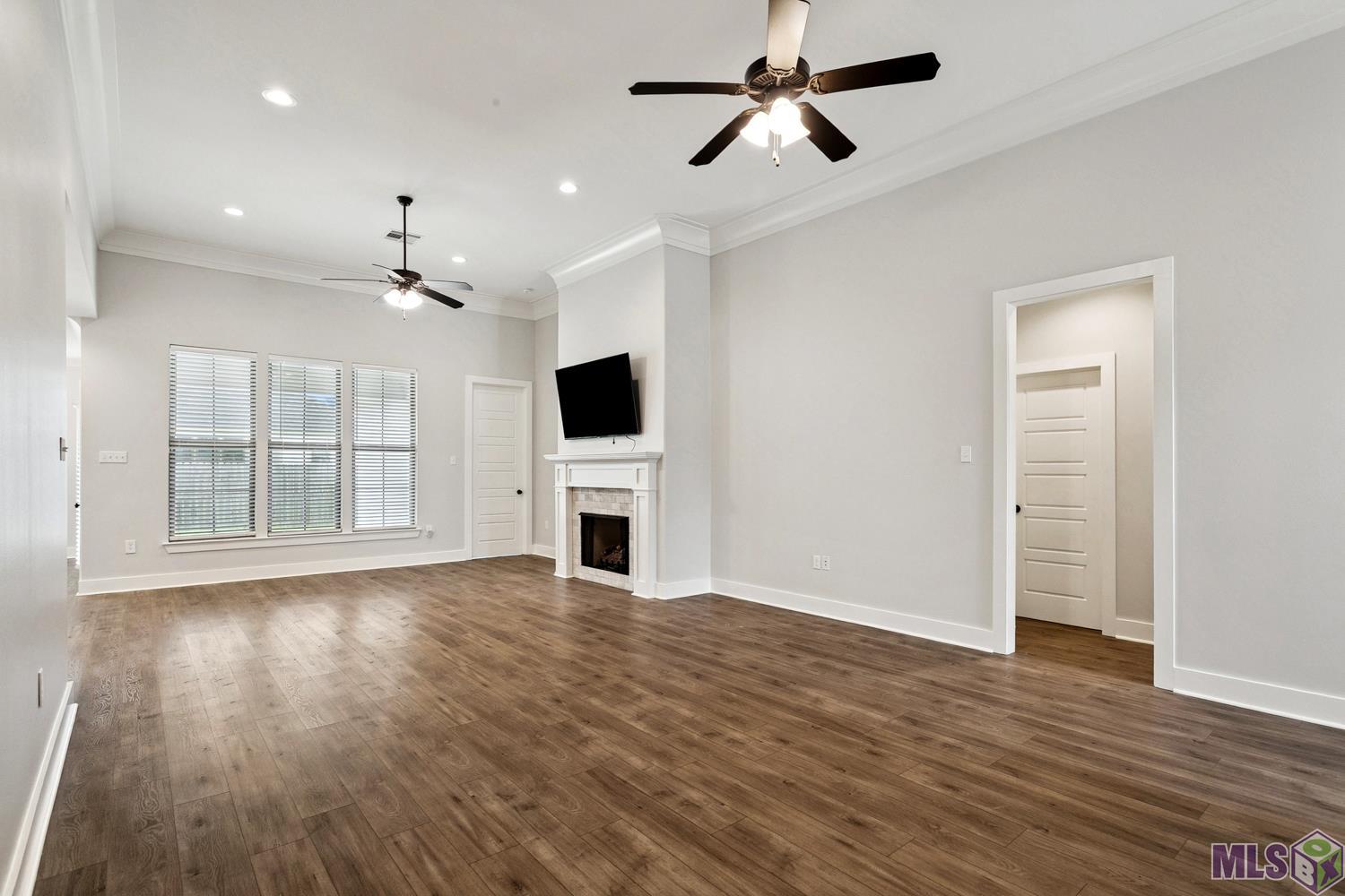 578 Flycatcher Drive Baton Rouge, LA 70810 - Photo 3 of 21