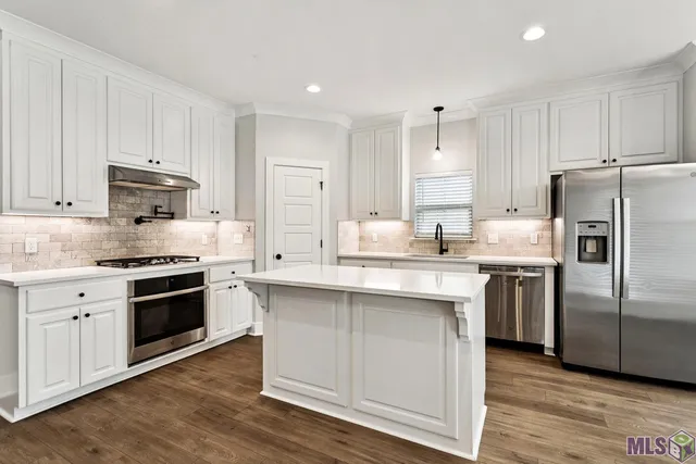 $395,000 | 578 Flycatcher Drive, Baton Rouge, LA 70810