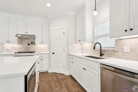 $395,000 | 578 Flycatcher Drive, Baton Rouge, LA 70810