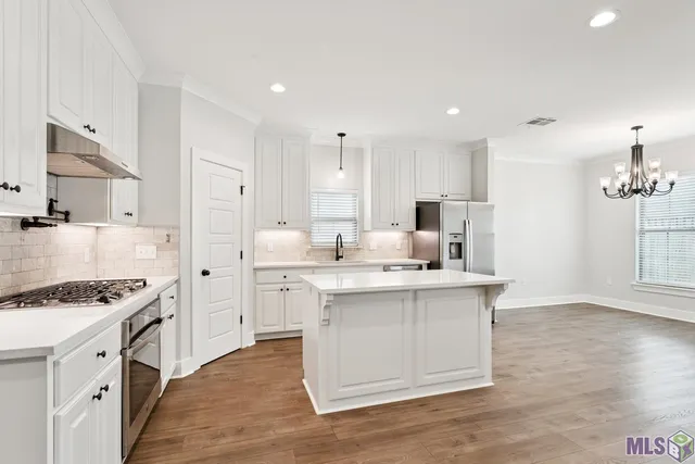 $395,000 | 578 Flycatcher Drive, Baton Rouge, LA 70810