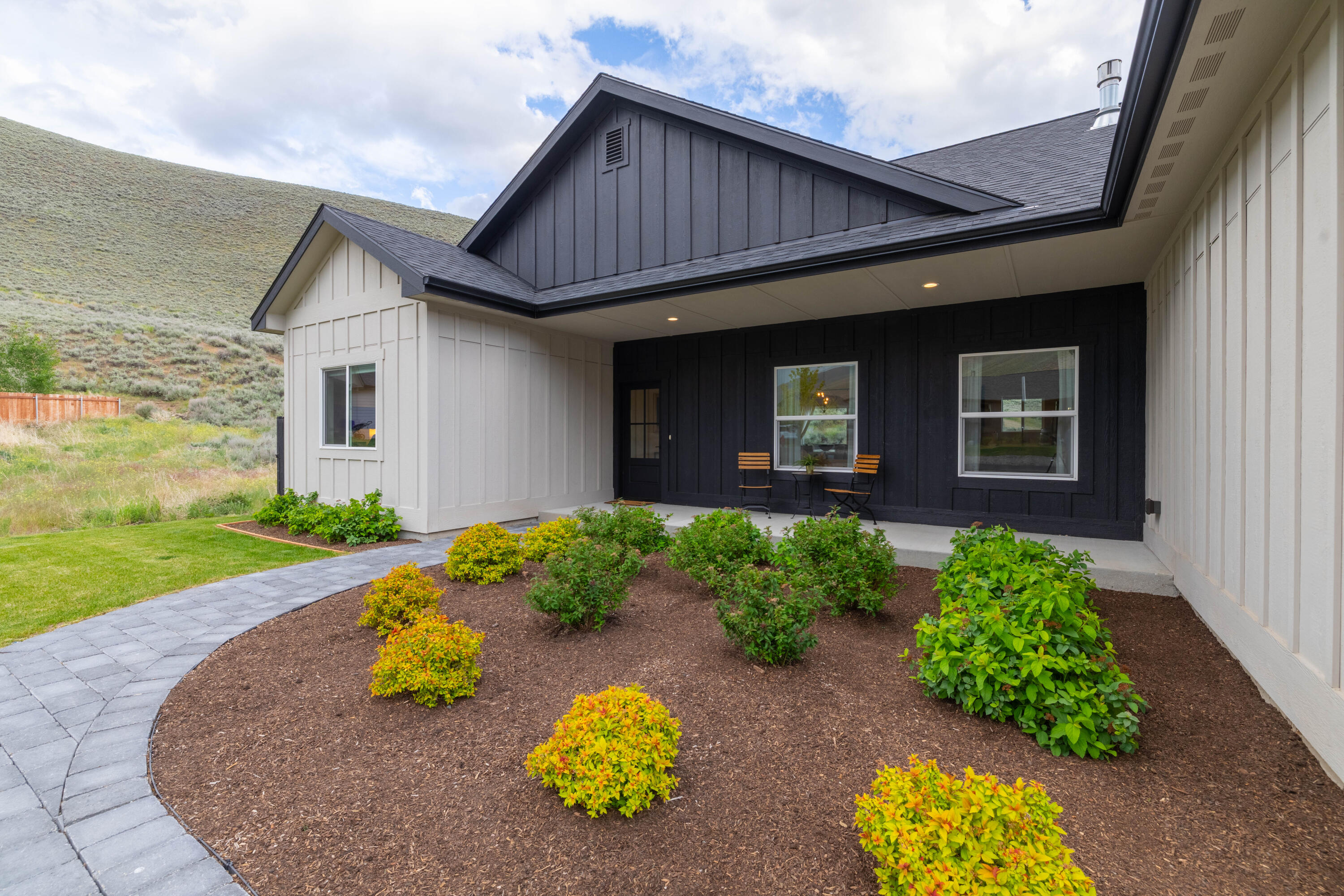 155 Cowcatcher Loop Bellevue, ID 83313 - Photo 35 of 35 Landscaping