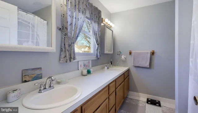 $649,900 | 1267 Holly Road, Warrington, PA 18976