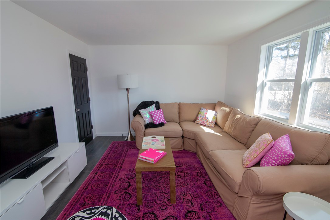 3 Canton Street Westerly, RI 02808 - Photo 6 of 21 Gallery Image 6