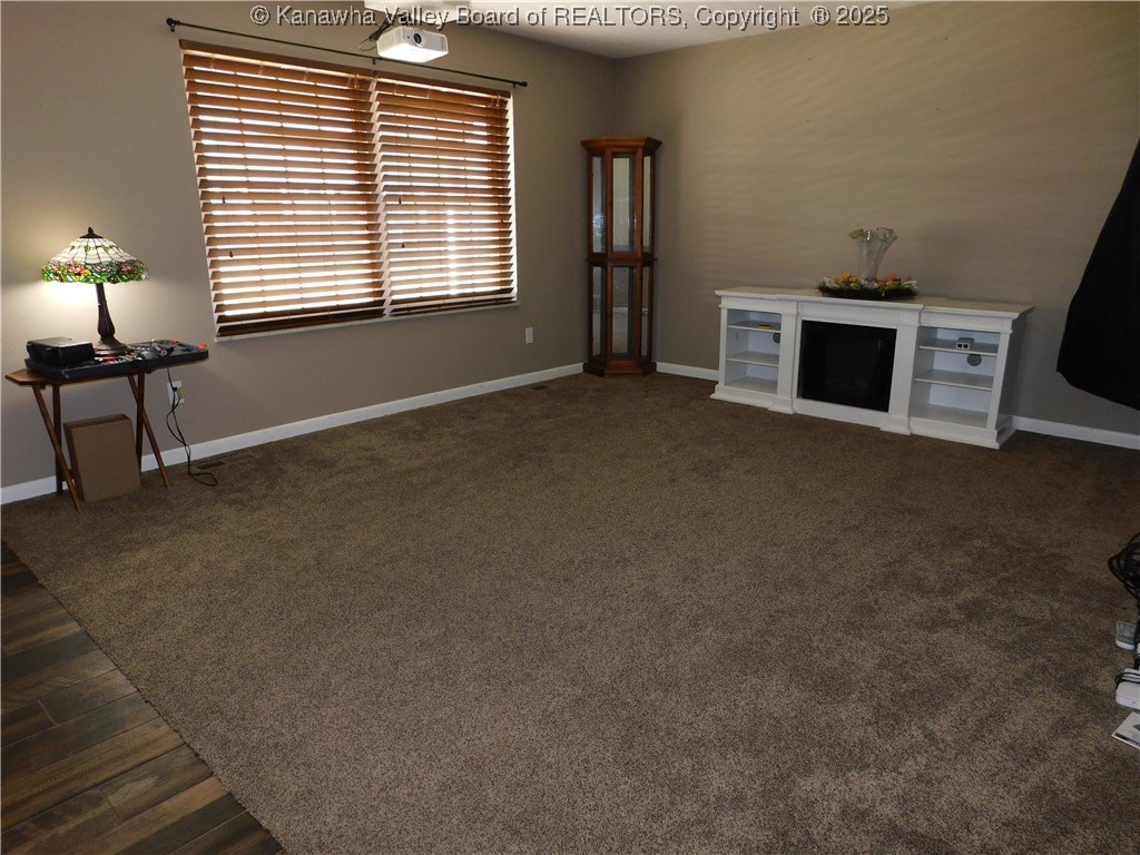 195 Seneca Circle Winfield, WV 25213 - Photo 13 of 16 Gallery Image 13