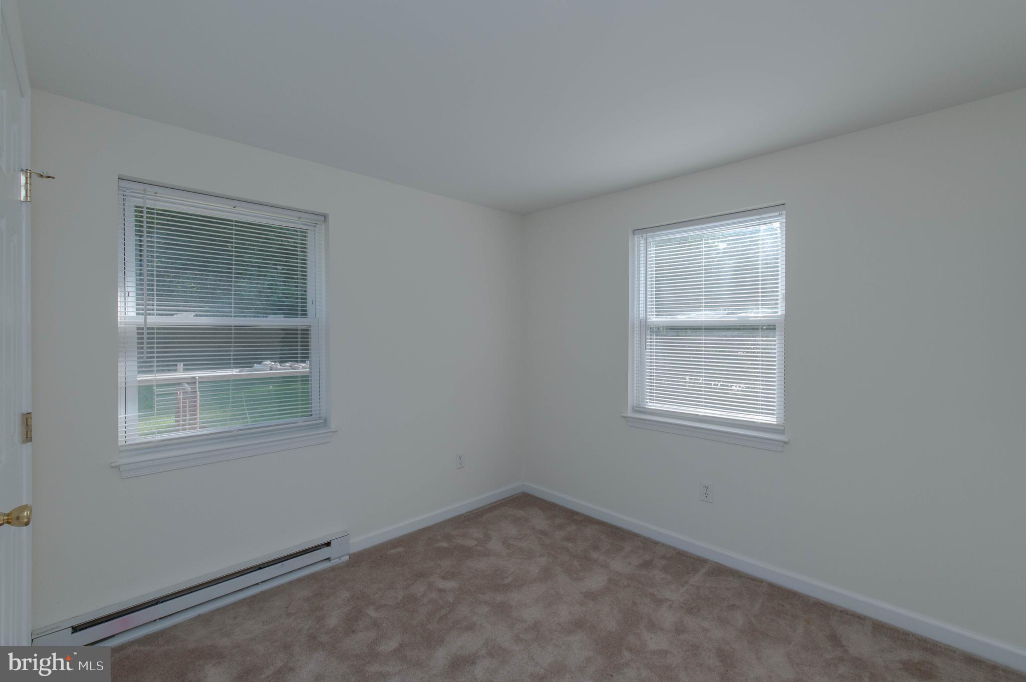 29259 Naylor Mill Road Salisbury, MD 21801 - Photo 11 of 16 Rear corner bedroom