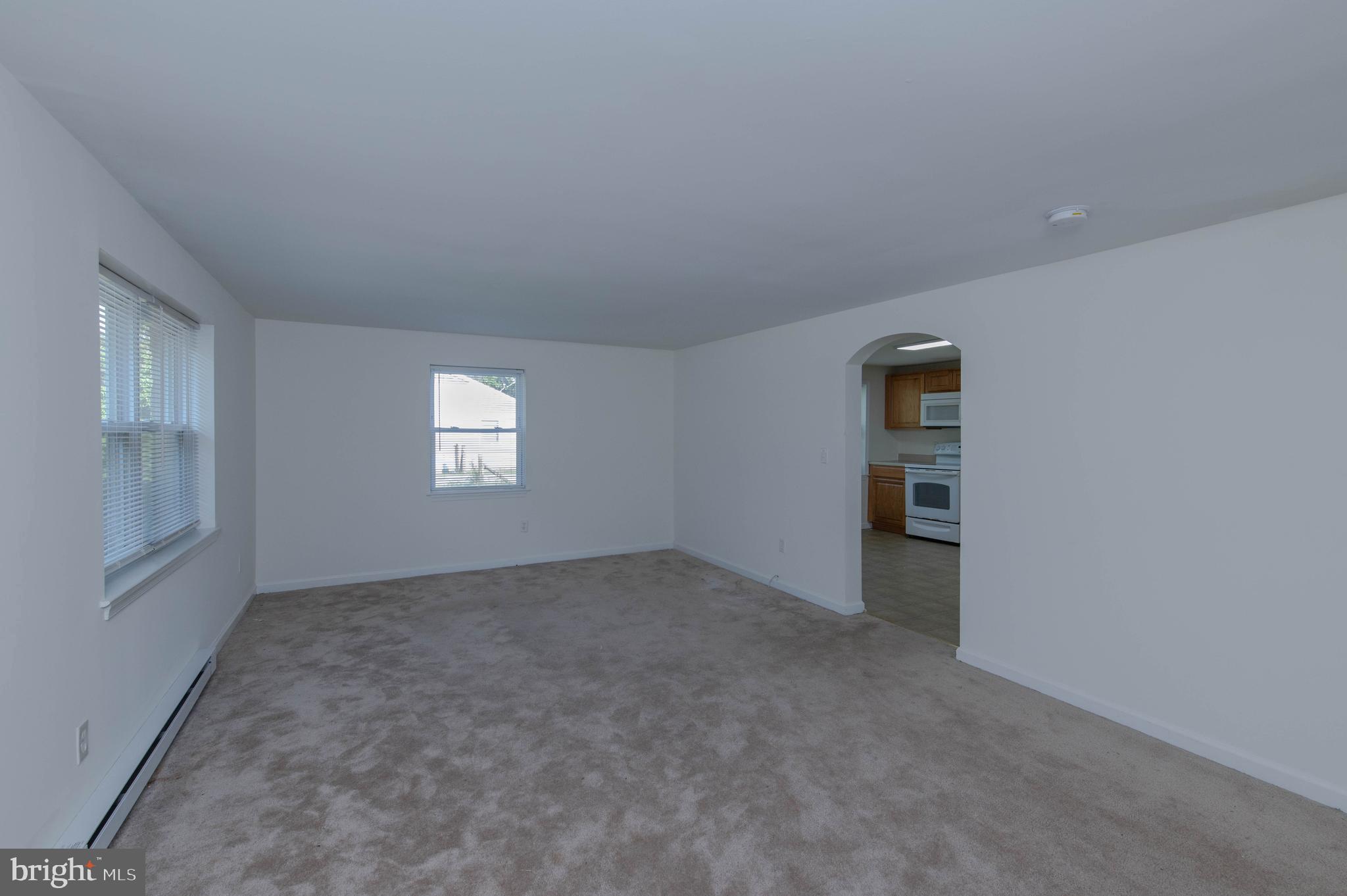 29259 Naylor Mill Road Salisbury, MD 21801 - Photo 4 of 16 Living room